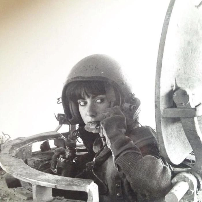 Мама учится водить танки, 1984 год. 