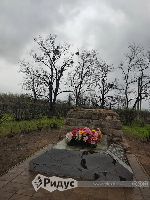 Памятник бойцам ВОВ в Тошковке (Чихирово) Памятник бойцам ВОВ в Тошковке (Чихирово)